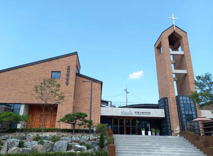 Hyojadong Catholic Church